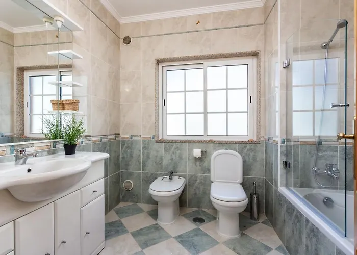 Privilege Magnolia, * Olhão